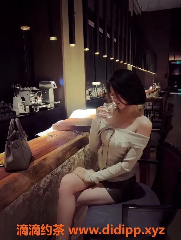 成都楼凤资源信息,金融城御姐七七，身材颜值俱佳