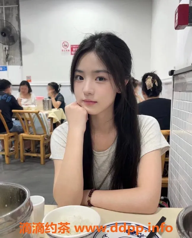 北京楼凤-丰台李妞妞：大胸妹，活好紧致，超值体验！