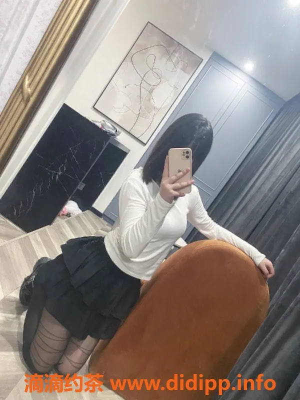 成都楼凤-成华区清纯小妹婉婉，162cm、近100斤、温柔乖巧