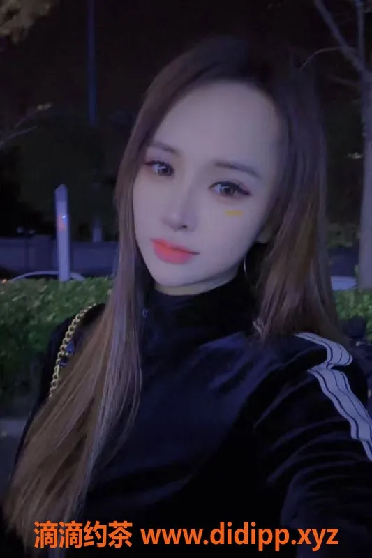 广州楼凤-广州天河乐乐，700元体验鸳鸯浴！