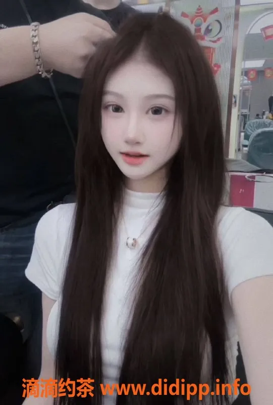 深圳楼凤-南山媛媛，900元口爆，69服务尽享