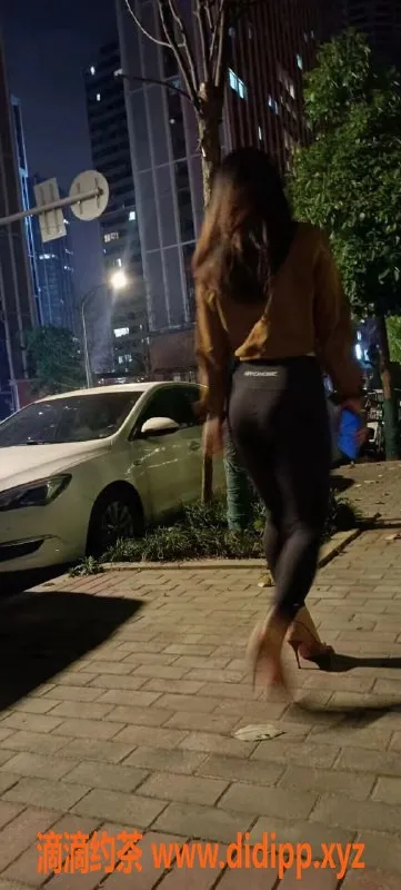 深圳楼凤-龙岗柠檬妹子，26岁，身高159，温柔体贴