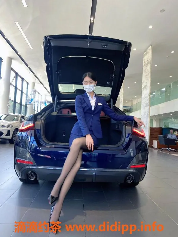 北京楼凤-林怡 百子湾173大长腿 陪浴/按摩服务