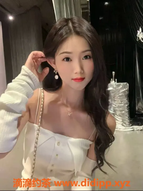 深圳楼凤-南山丸子，800元服务，69口爆尽享快感