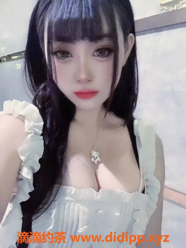 深圳楼凤-龙岗仔仔：20岁 D+天然美胸，纯享深度服务