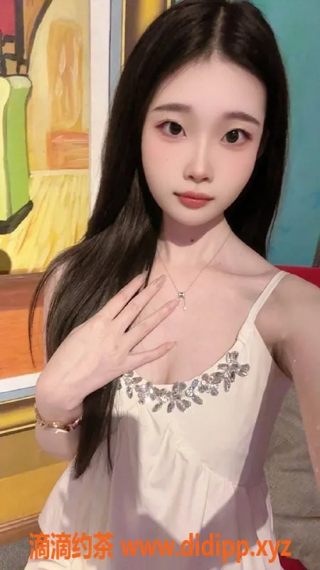 东莞楼凤-南城饭团，19岁165cm，47kg 体验激情服务