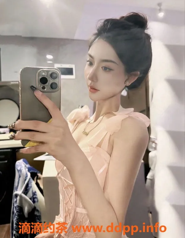 上海楼凤资源信息,徐汇静蕾，23岁高挑御姐，波推服务超棒！