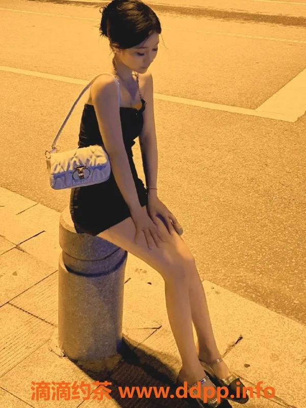 杭州楼凤-余杭区佳佳，视频认证可预约