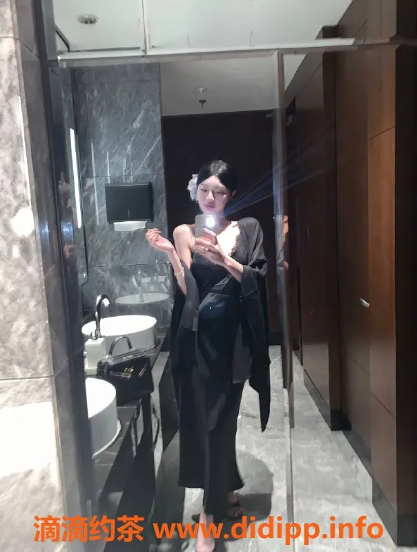 宁波楼凤-宁波小元子，178cm，C+胸围，1200元起