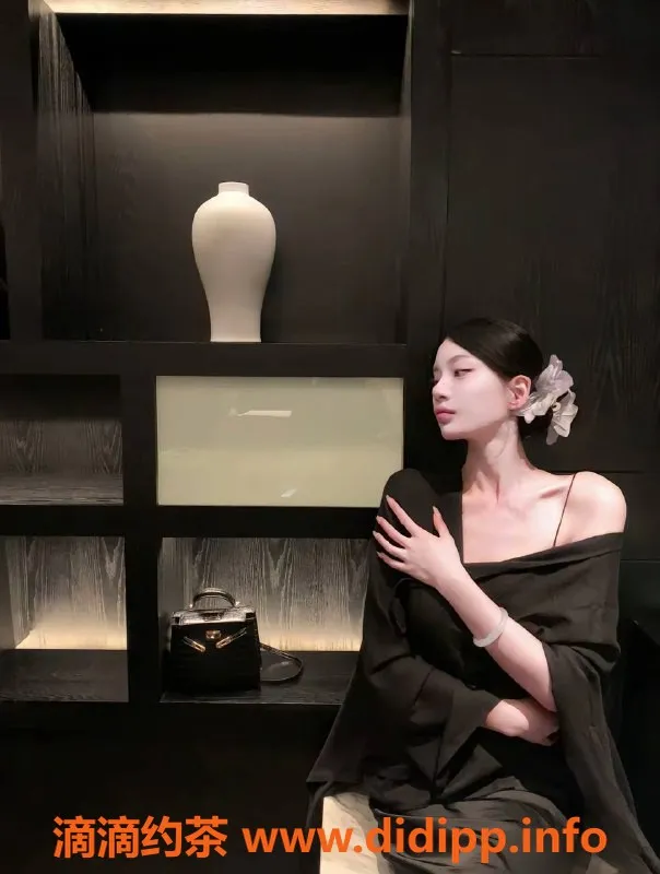 宁波楼凤-宁波小元子，178cm，C+胸围，1200元起