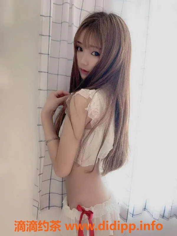 广州楼凤-佛山嫩妹柚子，5P鸳鸯浴欢迎体验