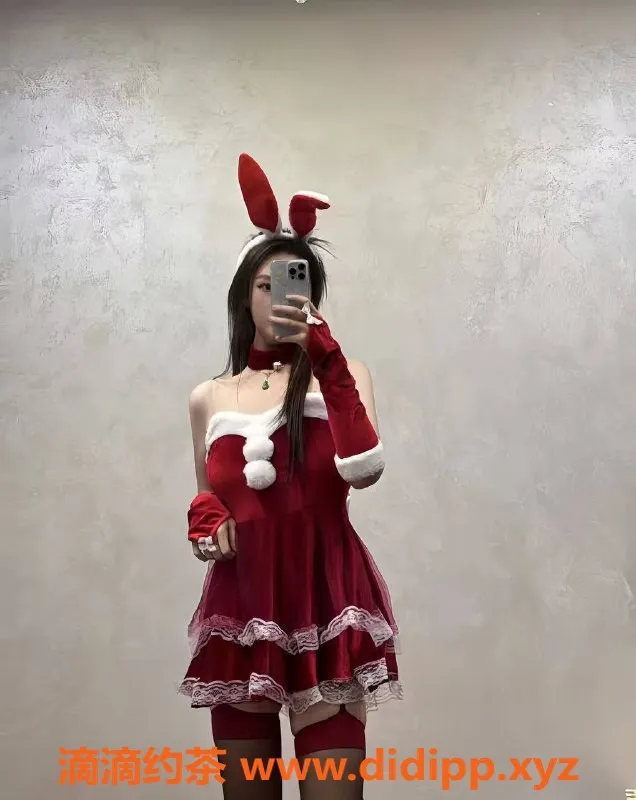 深圳楼凤-南山桃桃熊，性感制服SM体验，价格亲民