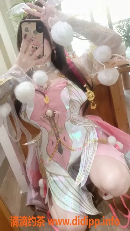 广州楼凤-天河小葡萄，20P嫩妹享受服务