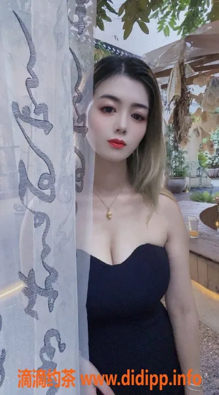 深圳楼凤-宝安樱子，600元69调情，制服丝袜等服务