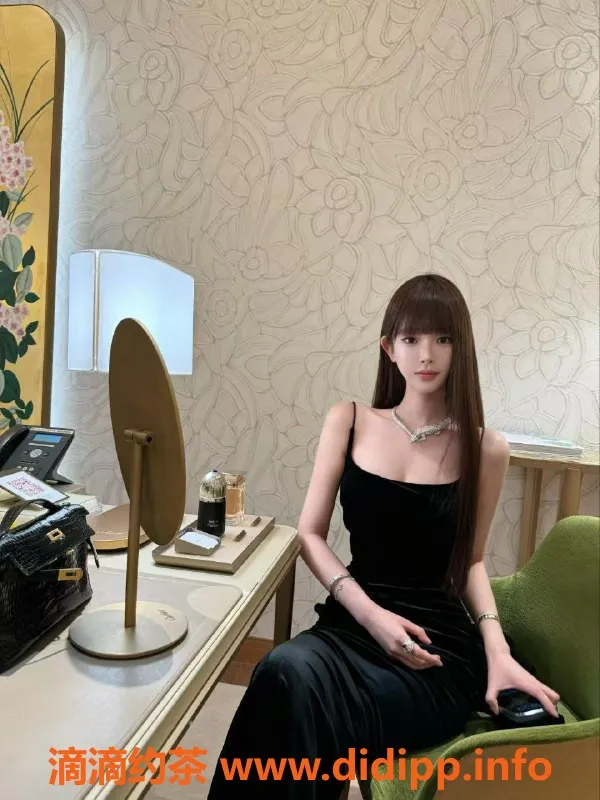 深圳楼凤-南山糖宝，1800元超值服务，舌吻调情