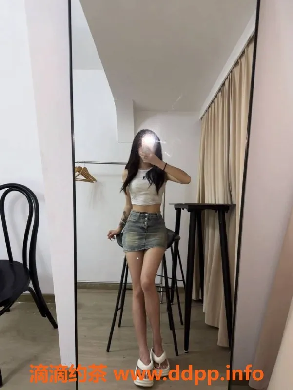 广州楼凤-广州黄埔嫩妹林小冉，700元无套服务等你来！