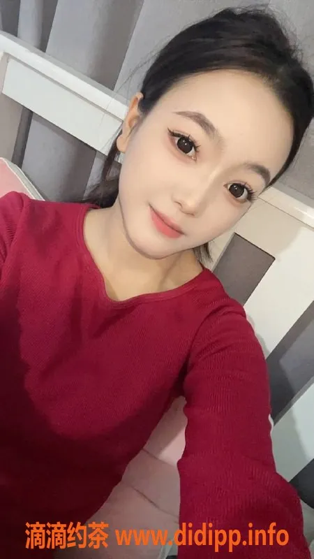 广州楼凤-广州天河可乐儿，超值体验69式与鸳鸯浴