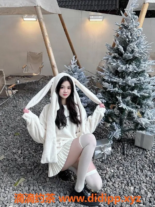 深圳楼凤-福田怡宝，1188元激情爱爱女神推荐