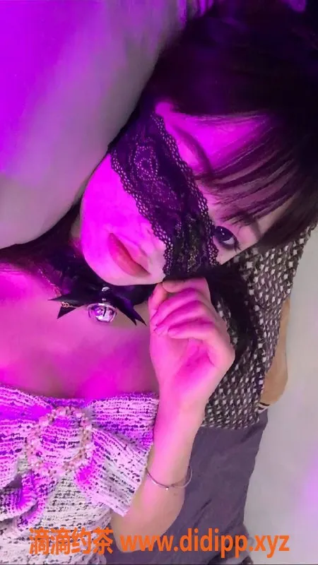 广州楼凤-广州天河嫩妹苏晨曦，750元体验舌吻服务