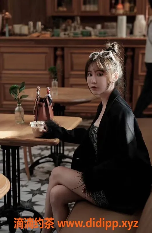 广州楼凤资源信息,广州天河小丸子，800元嫩妹69式服务