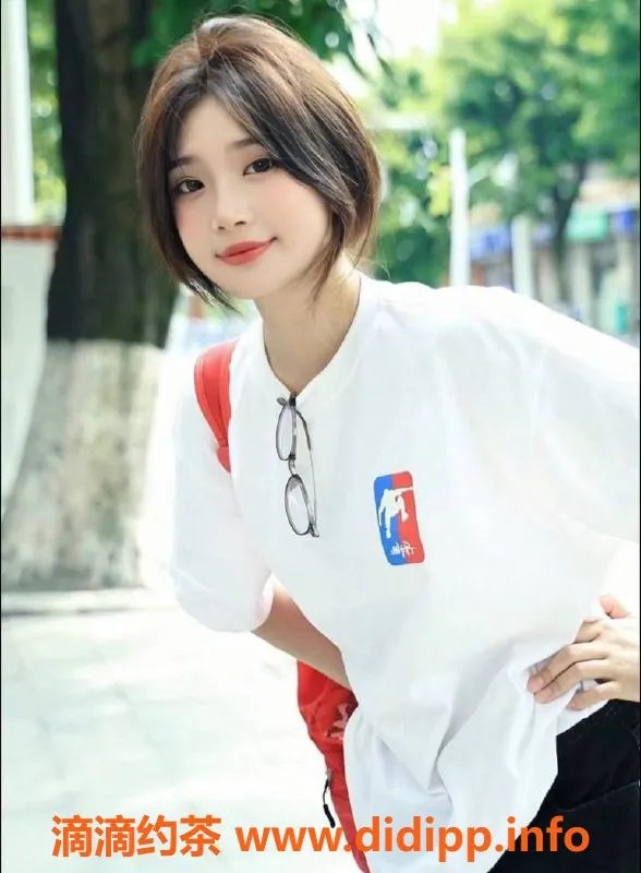 杭州楼凤-悦悦 | 上城嫩妹 | 巨乳舌吻服务