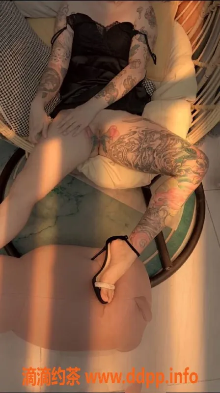 北京楼凤-通州美丽女友系 26岁160高 90重 B罩杯