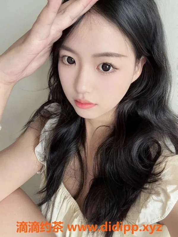 深圳楼凤-南山苏苏老师，白皙嫩妹680元起，激情服务等你来体验！