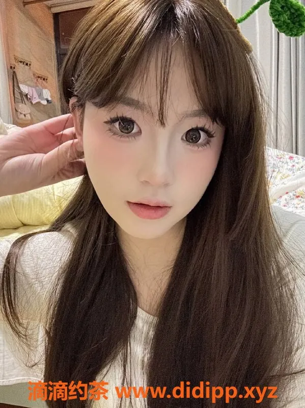 深圳楼凤资源信息,南山苏苏老师，白皙嫩妹680元起，激情服务等你来体验！