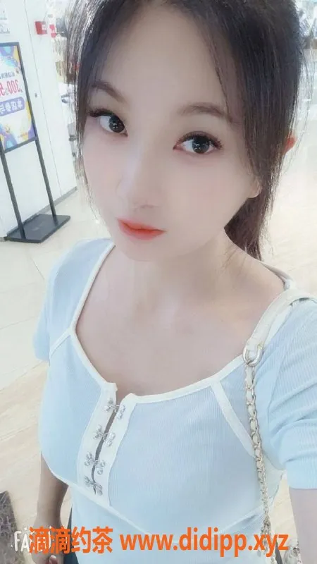 广州楼凤-广州洁儿，400元起，享受鸳鸯浴和69式服务