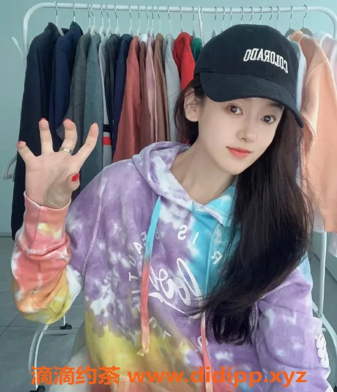 上海楼凤-静安苏景瑶，166身高C+胸，800元超值服务