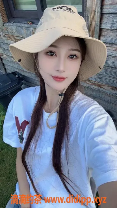 广州楼凤-天河姬小雪，700元体验优质服务