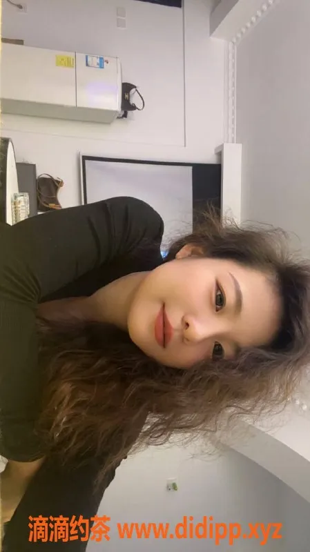 深圳楼凤-福田蓝晴，舌吻控的优质御姐，700元起