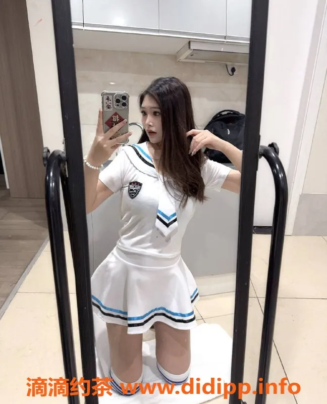 杭州楼凤-拱墅嫩妹珞可，巨乳69互舔服务