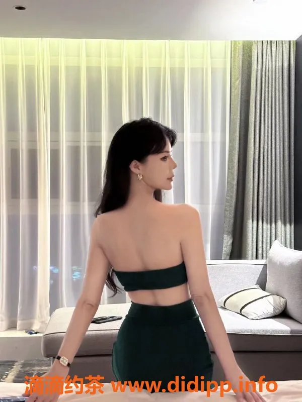 北京楼凤-朝阳双飞姐妹七七九九 颜值与服务兼得