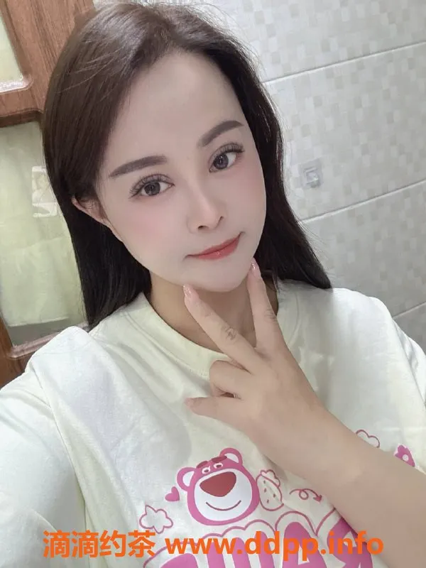 上海楼凤-普陀奶牛小知了|28岁|162cm|51kg|36E|热情服务