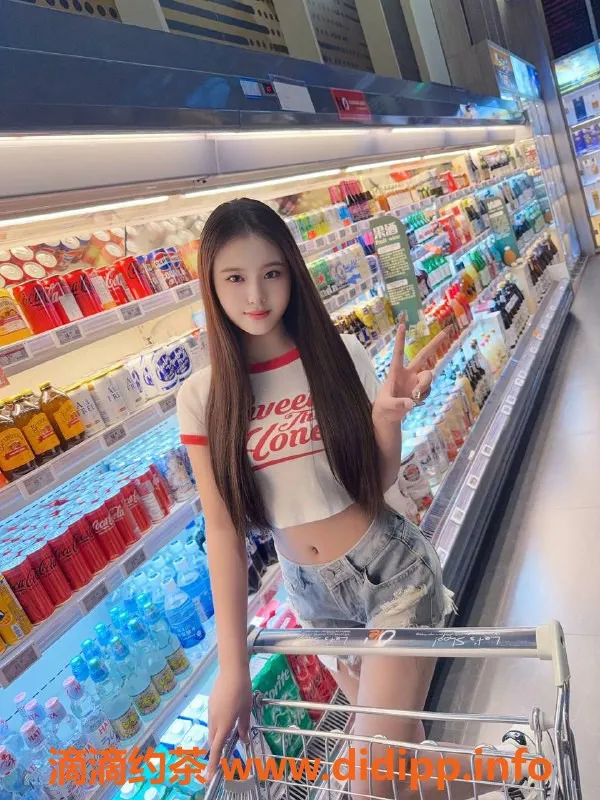 东莞楼凤-大朗奶糖 170身高 36C诱惑幼师兼职