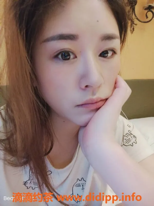 北京楼凤资源信息,朝阳区妮宝，半套舌吻服务，1000元起