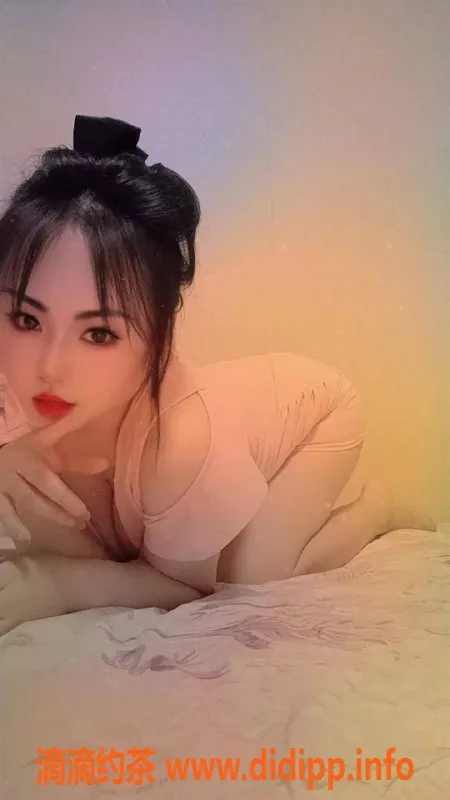 北京楼凤-朝阳十里堡巨奶少妇茜茜，6张尽享韩系服务