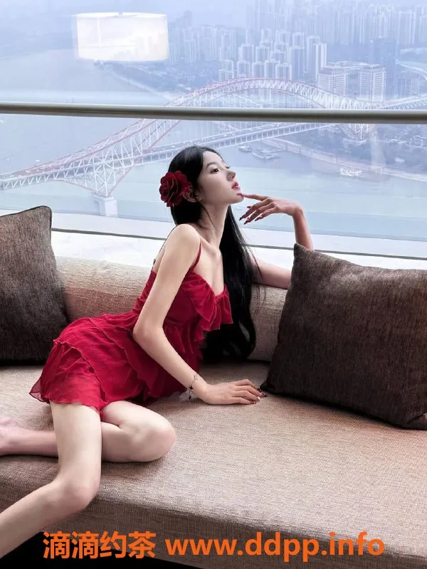 广州楼凤-广州模特梦梦，精致服务，课费2500