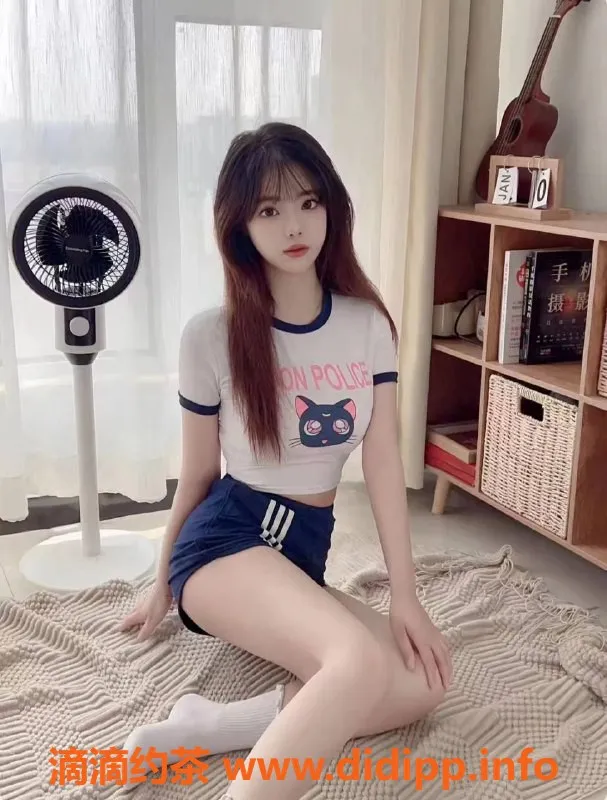 北京楼凤资源信息,朝阳嫩妹小慧儿，19岁164cm，价格1600