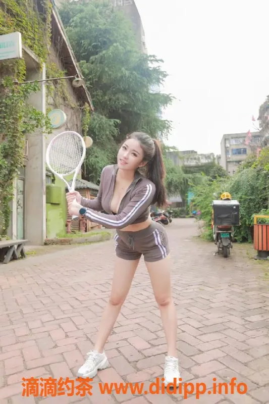 成都楼凤-【成华区水妹子】23岁，165cm，36D，服务多样