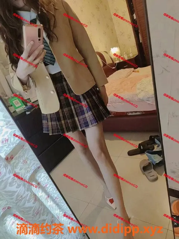 成都楼凤-华阳艺梦，身高168，优质服务600p