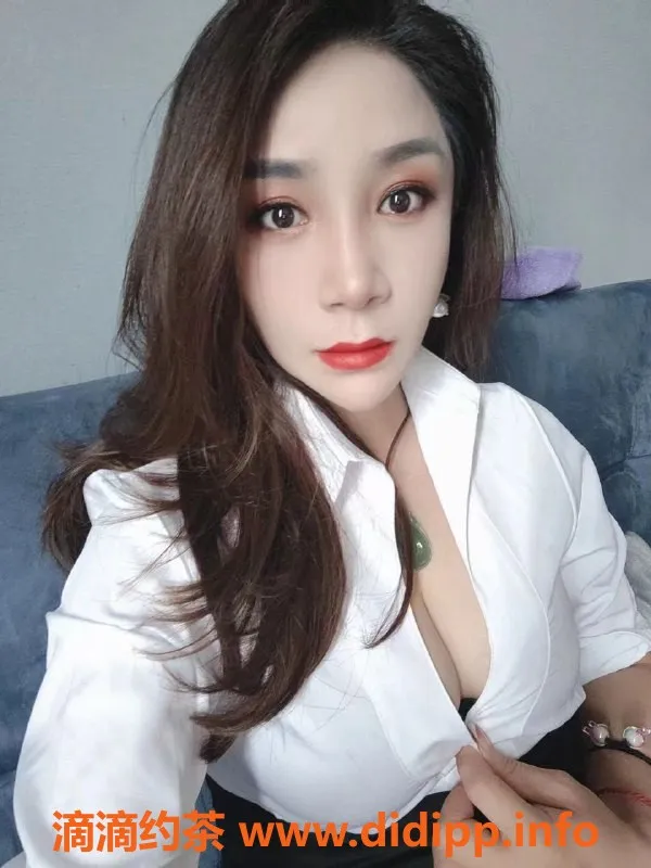 东莞楼凤-南城红柚，1800夜超值享受