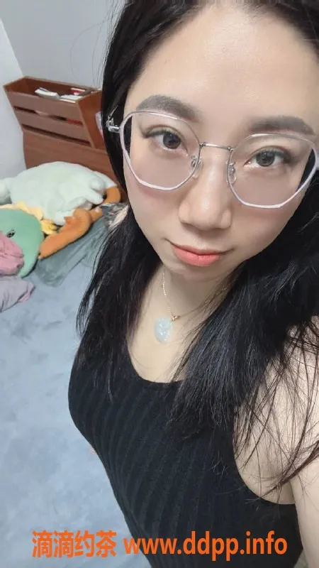 北京楼凤-丰台32岁沐子，160微胖，800元50分钟服务