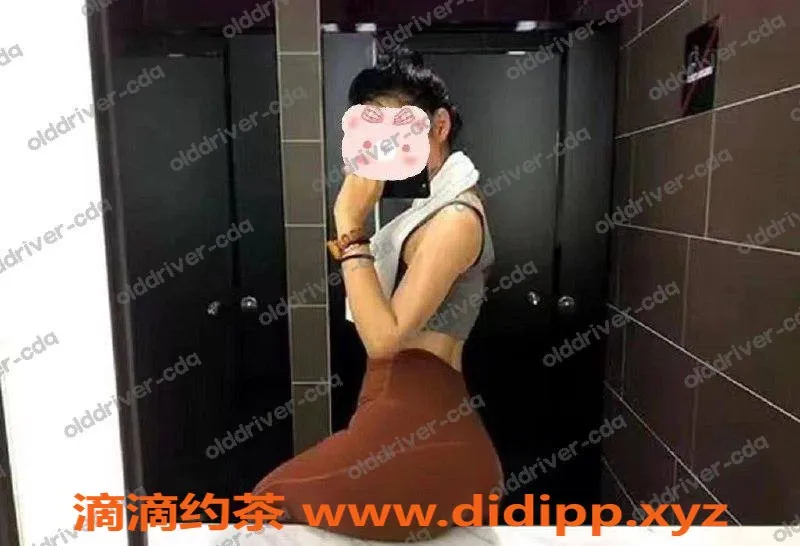 成都楼凤-南门蜜桃 170cm C杯 美女 標准制服服务仅需600p