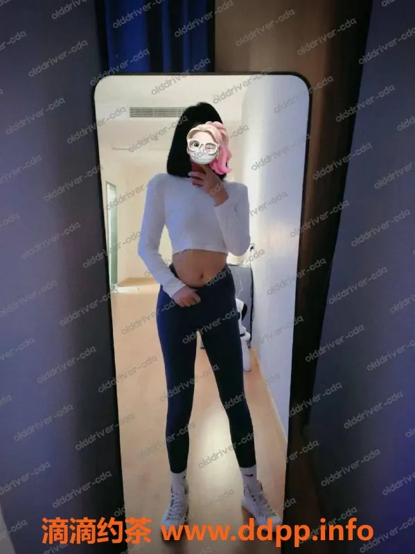 成都楼凤-南门蜜桃 170cm C杯 美女 標准制服服务仅需600p