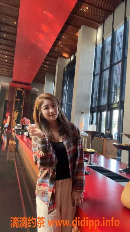 北京楼凤资源信息,欢乐谷小暖，28岁，164cm，105斤，36C