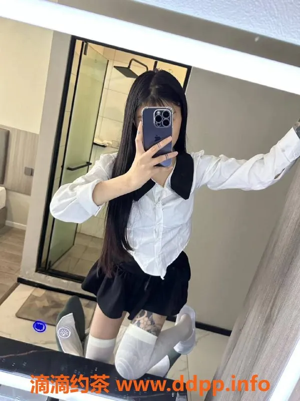 成都楼凤-梦梦18岁嫩妹，160身高，500元体验