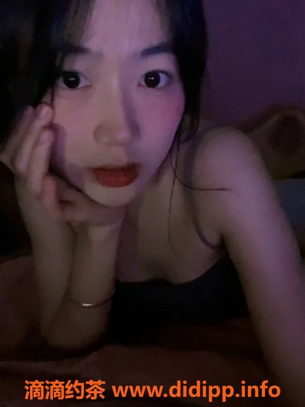 杭州楼凤资源信息,余杭糖糖，26岁身材匀称，体验绝妙玩乐