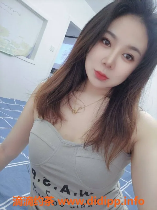 北京楼凤-双井小悦悦，161cm白皙女友系，茶费8